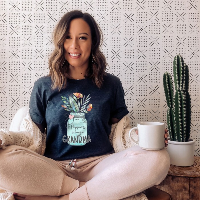 Happines Is Being A Grammy Shirt, Grandma Shirt, Nana Shirt