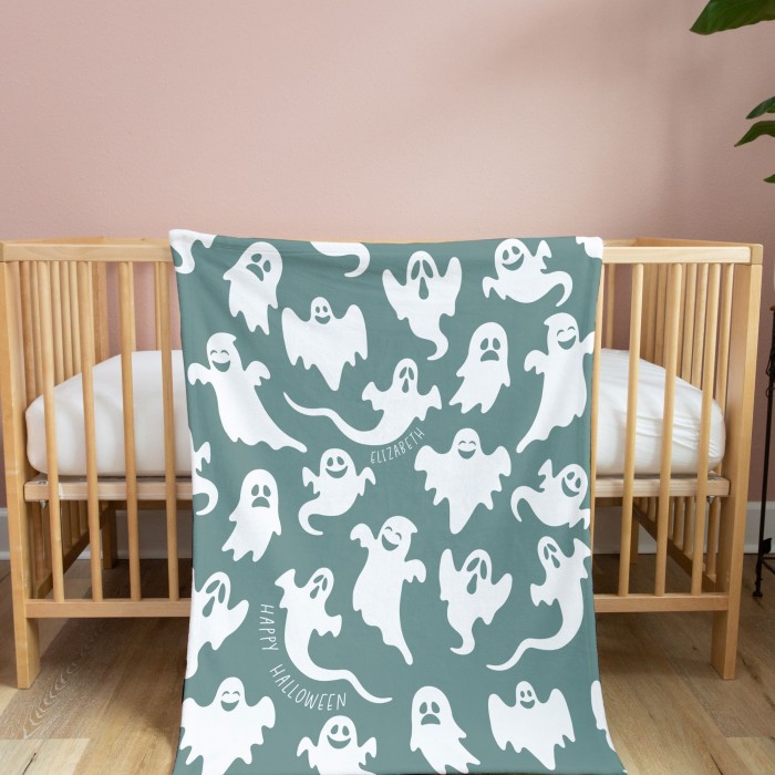 Custom Name Ghost Blanket, Personalized Couch Throw, Spooky Halloween Decor, Halloween Gift, Gothic Handmade House Decor