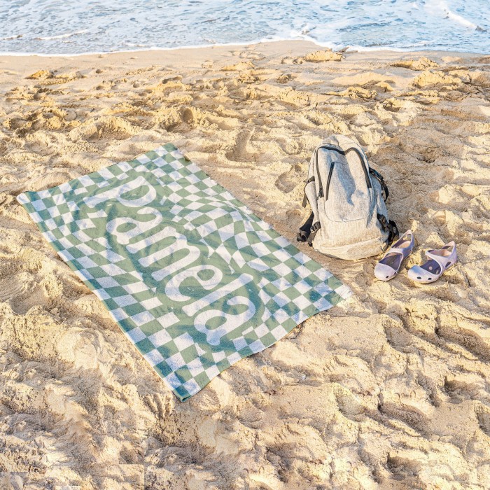 Retro Checkered Beach Towel, Personalized Bath Towel, Birthday Vacation Gift, Bachelorette Party Favors, Kids Towels, Custom Gifts