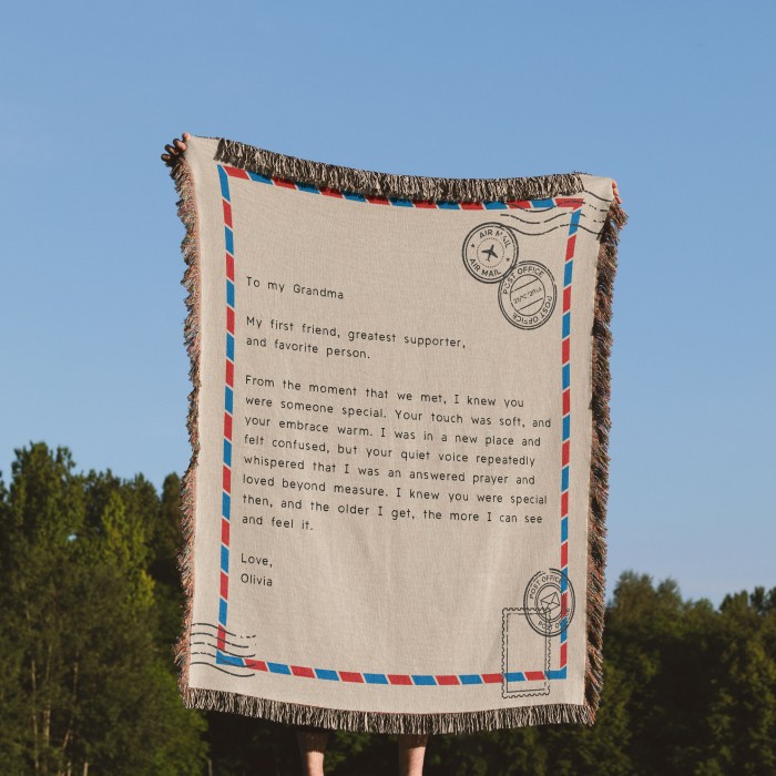 Customized Letter Woven Blanket, Personalized Handwritten Style Fringed Quilt, Christmas Gift For Mom/Dad, Grandma Keepsake Gift, Love Letter