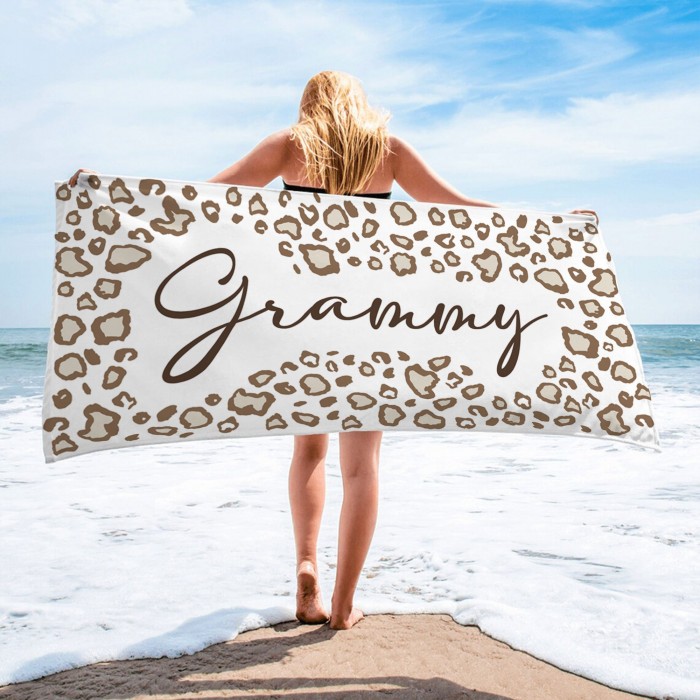 Personalized Leopard Beach Towel, Custom Name Pool Towel, Personalized Bath Towel, Leopard Beach Towel, Bride Beach Towel, Tiger Towel