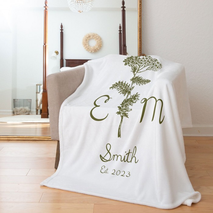 Personalized Family Name Quilt, Last Name Initials Woven Tapestry, Wedding Anniversary Gift, Christmas Present For Family, Gift For Mom