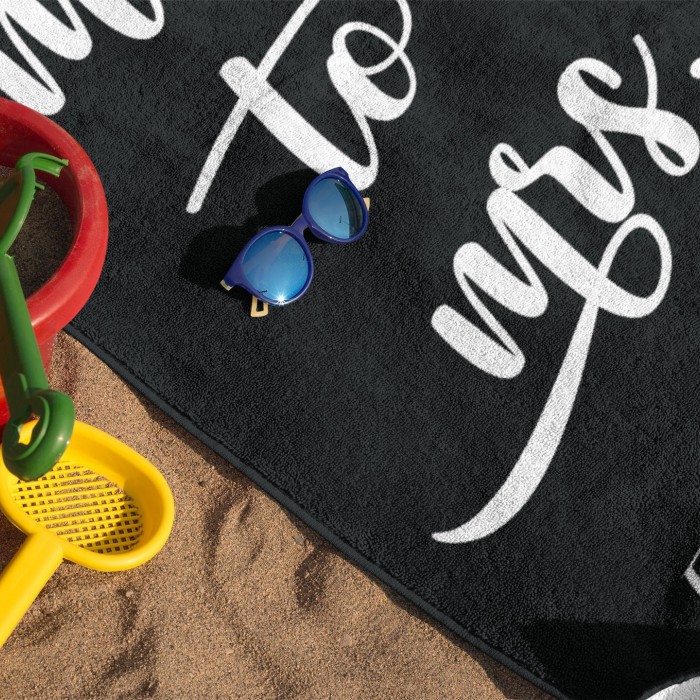 Mr. and Mrs. Custom Beach Towel, Personalized Bath Towel, Custom Pool Towel with Name, Bride Towel, Anniversary Beach Towel