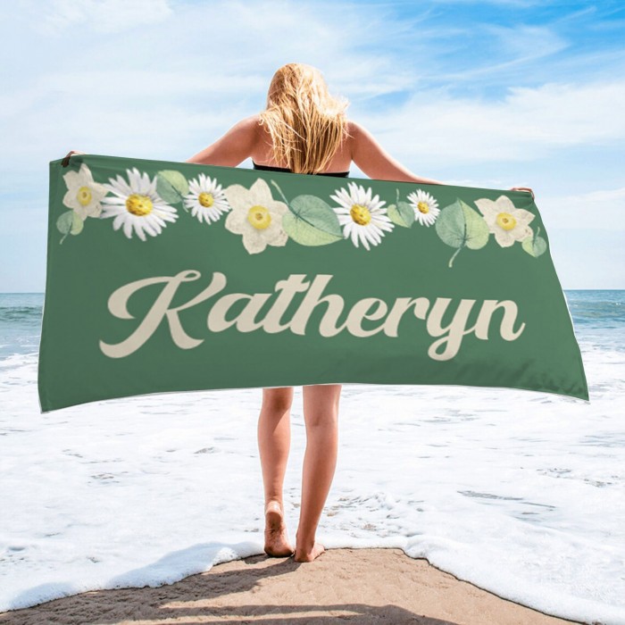 Personalized Vintage Floral 70 s Design, Retro Style Custom Name Beach Towel, Personalized Pool Towel, Vacation Birthday Gift, Gift For Mom